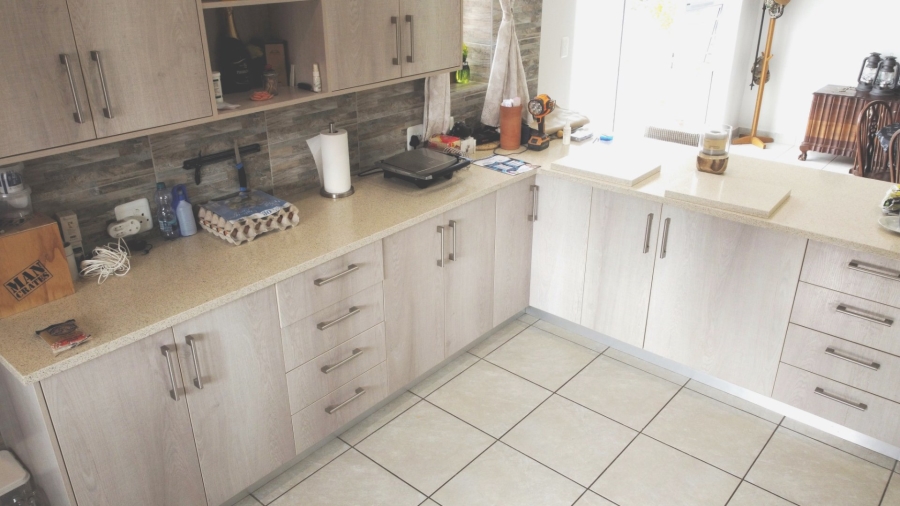 4 Bedroom Property for Sale in Dolphin Creek Golf Estate Western Cape